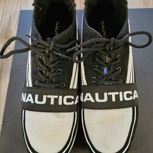 WOMEN'S NAUTICA SHOES